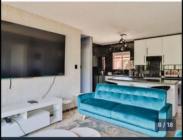 3 BEDROOM APARTMENT BLOCK FOR SALE IN EQUESTRIA